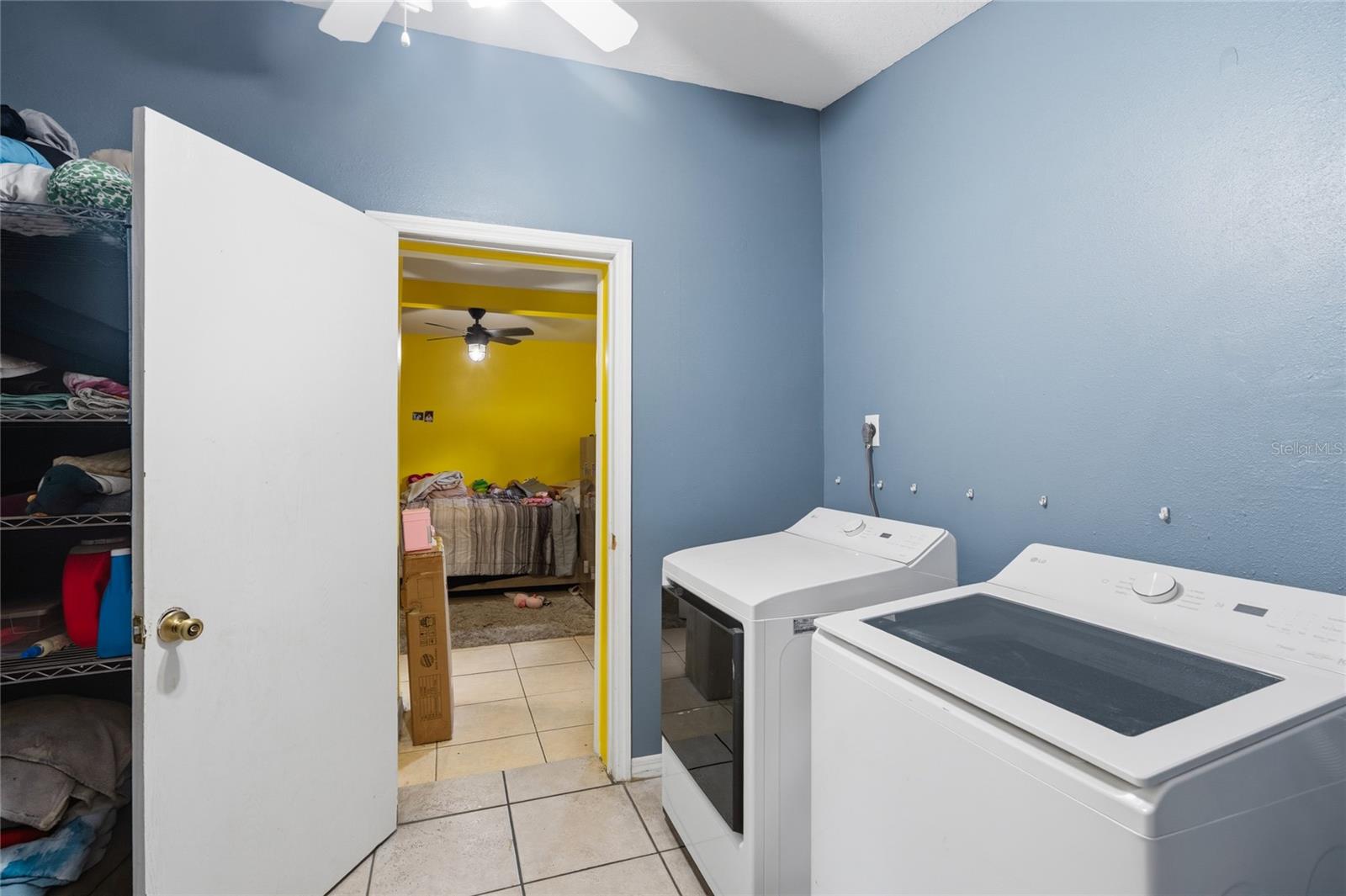 KINGSWOOD MANOR - Residential