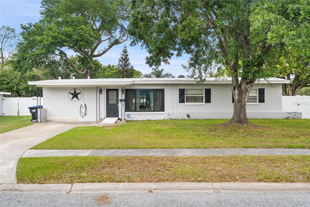 Photo of 1307 Baltimore Drive, Orlando, FL 32810 (MLS # TB8493147)