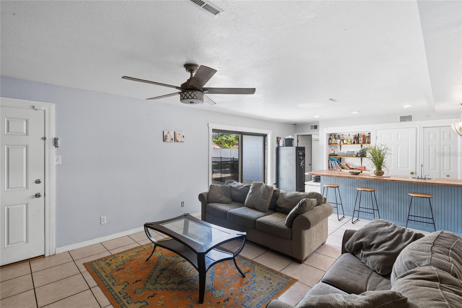 KINGSWOOD MANOR - Residential