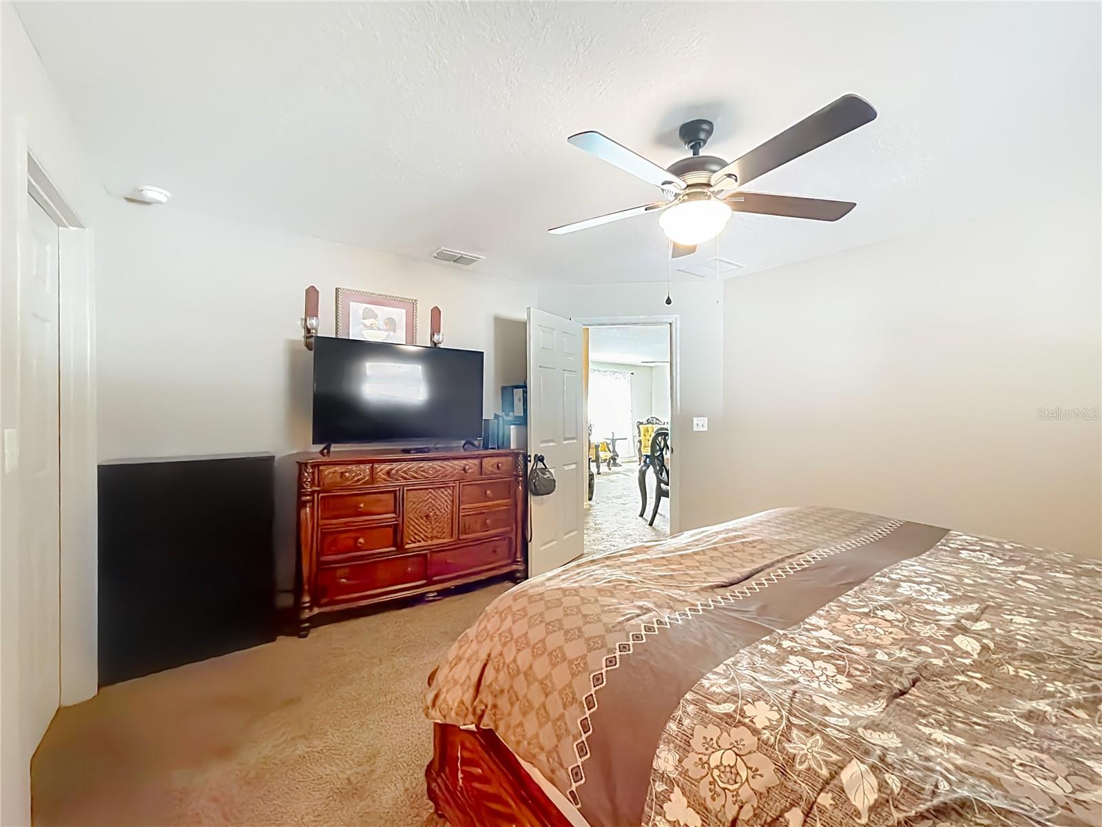 MARION OAKS - Residential