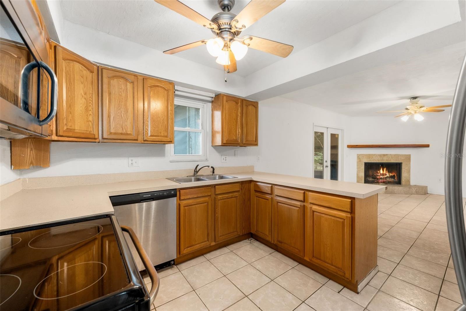 BLACK ACRES - Residential