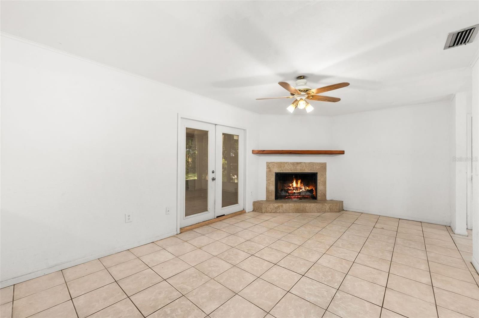 BLACK ACRES - Residential