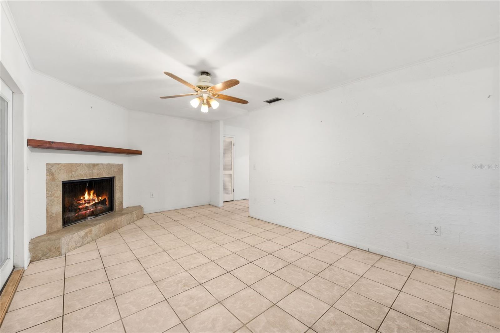 BLACK ACRES - Residential