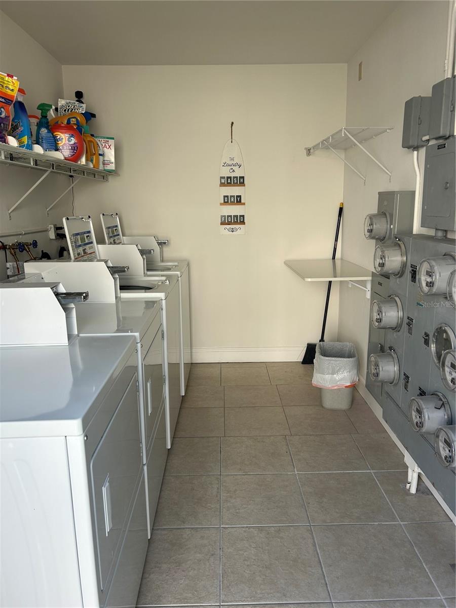 TREASURE ISLAND CITY OF - Residential Lease