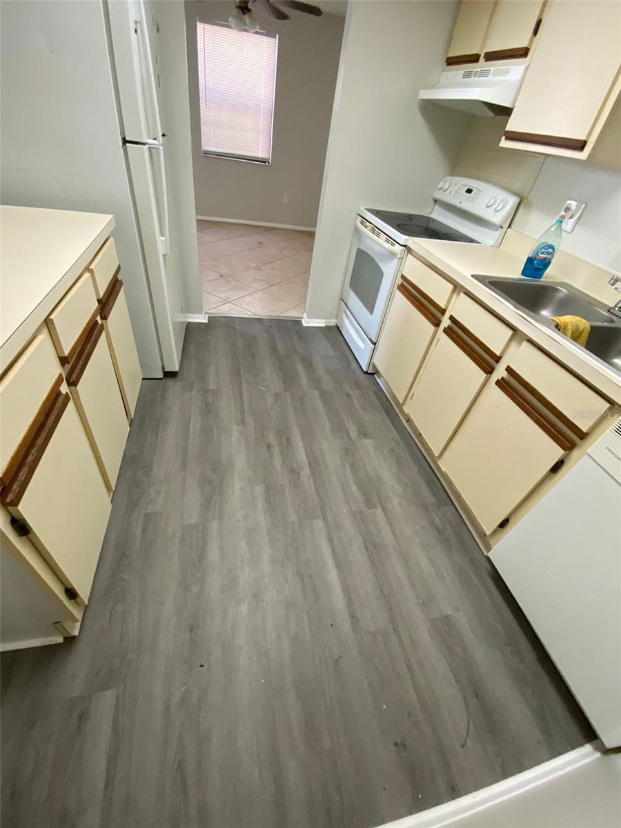 GARDENS OF FOREST LAKES CONDO THE - Residential Lease