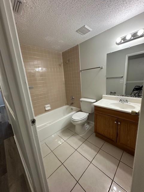GARDENS OF FOREST LAKES CONDO THE - Residential Lease