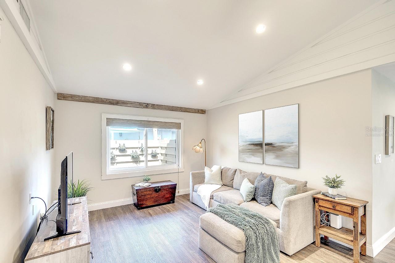 PINEHURST PARK - Residential