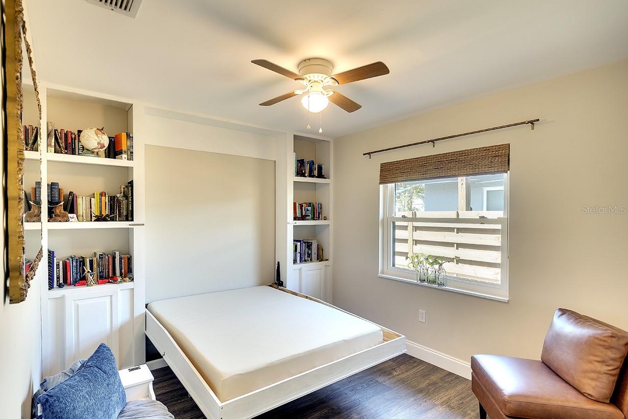 PINEHURST PARK - Residential