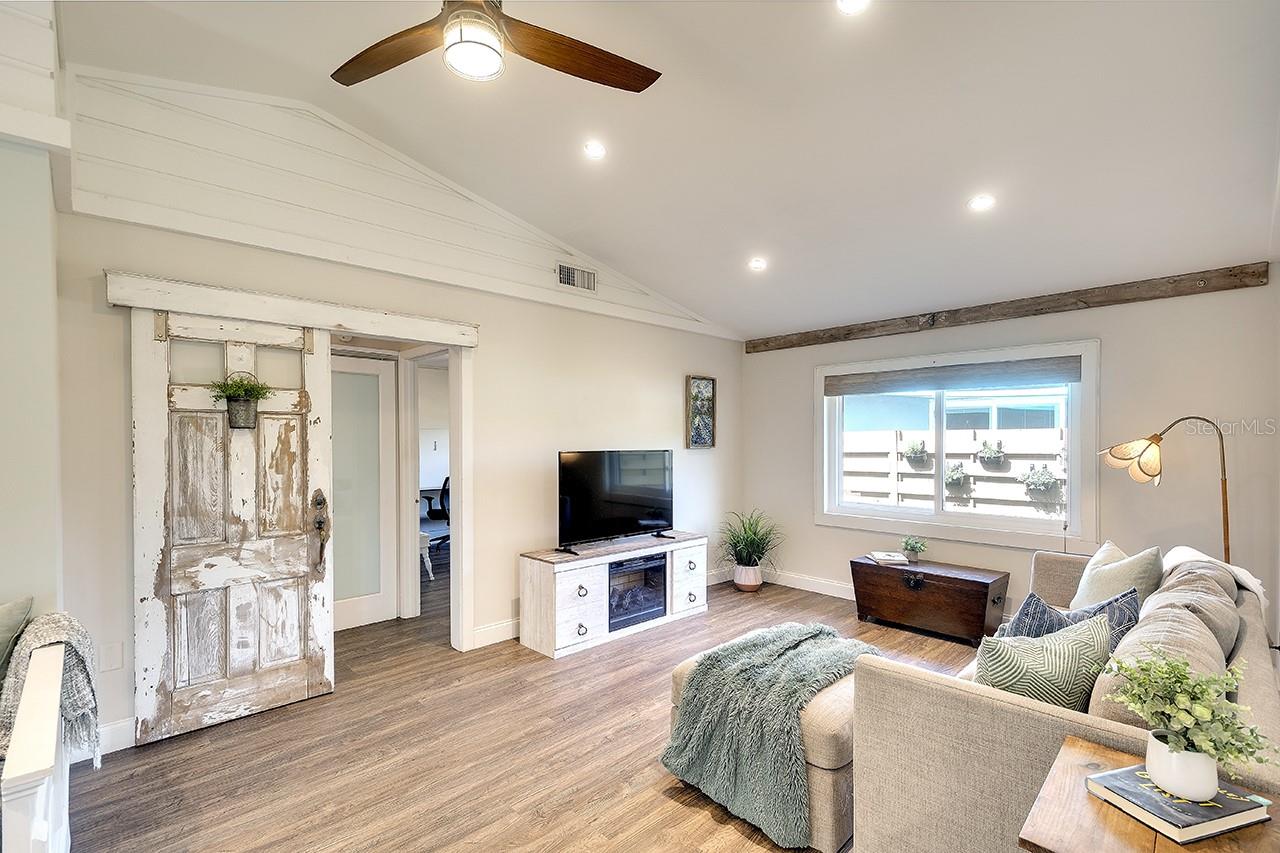 PINEHURST PARK - Residential