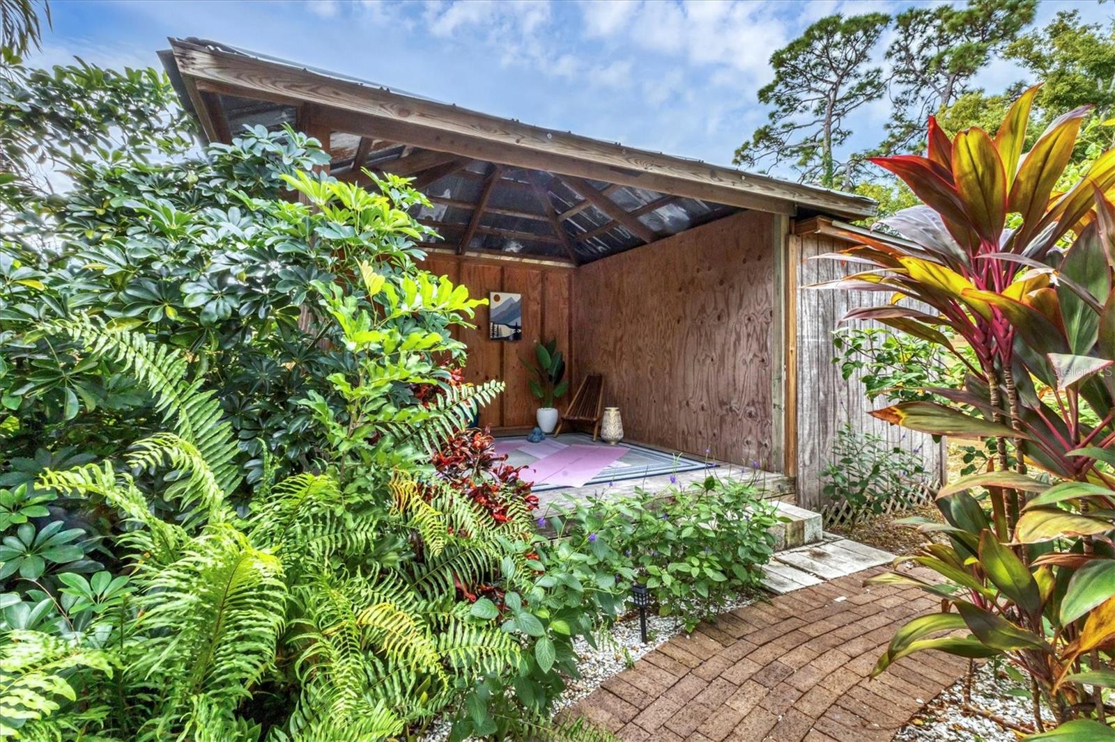 PINEHURST PARK - Residential