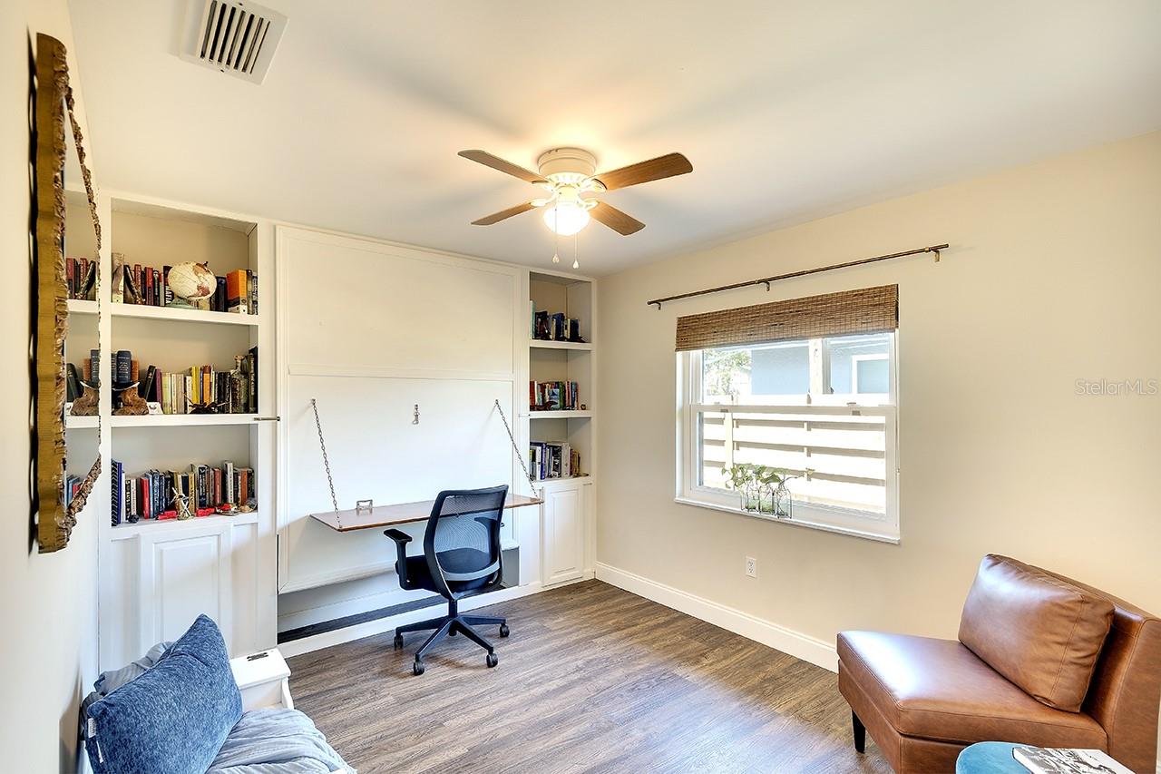 PINEHURST PARK - Residential