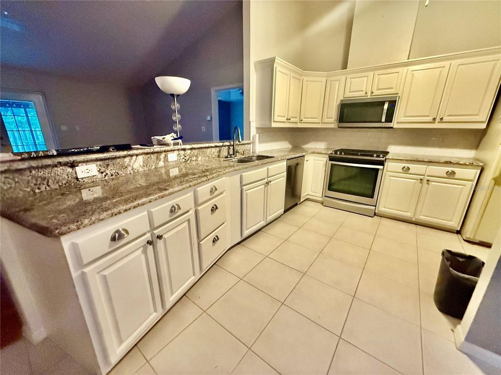 Photo of 2161 SW 41st Lane, Gainesville, FL 32608 (MLS # GC539628)