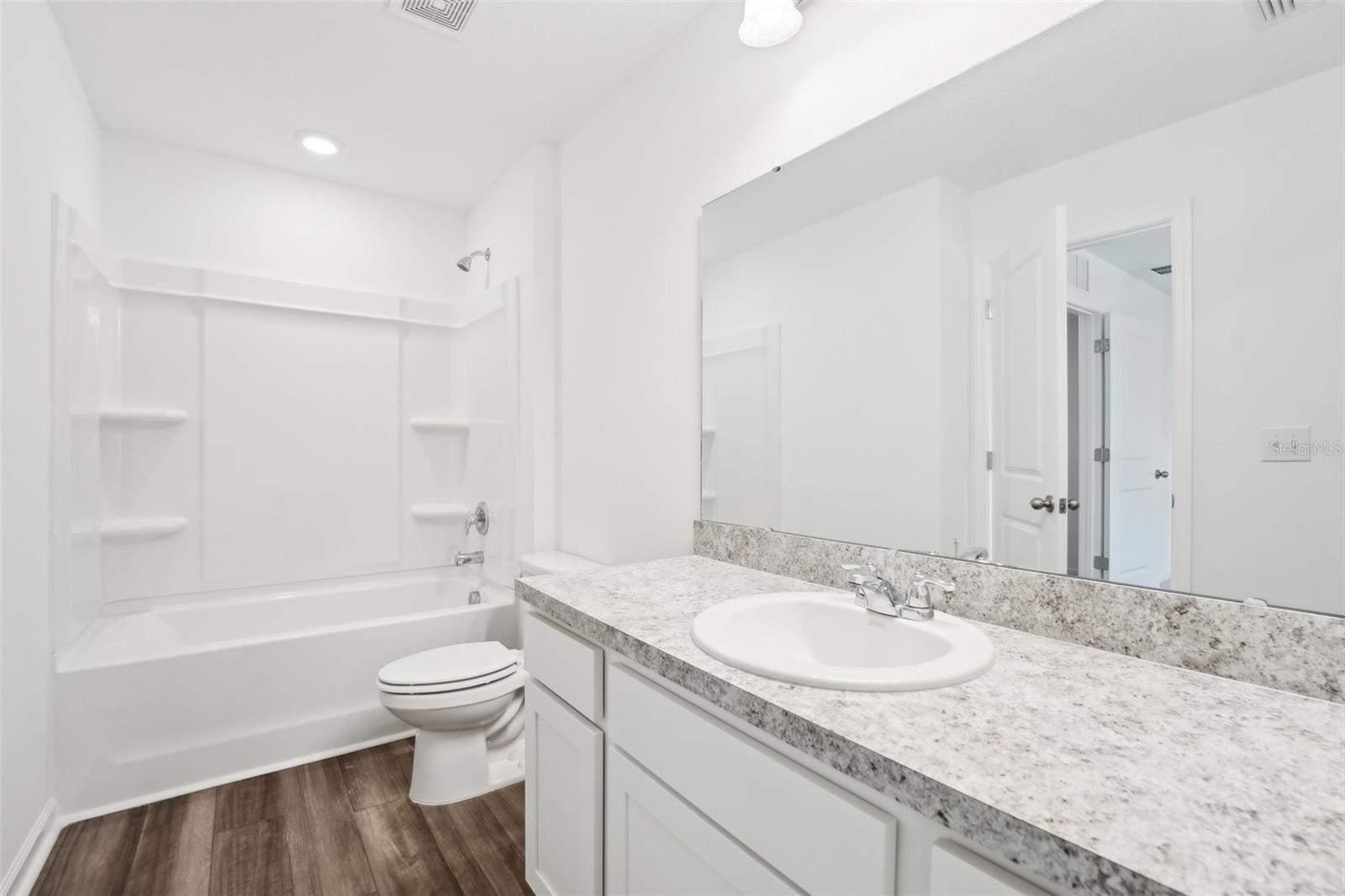 CLINTON TOWNHOMES - Residential