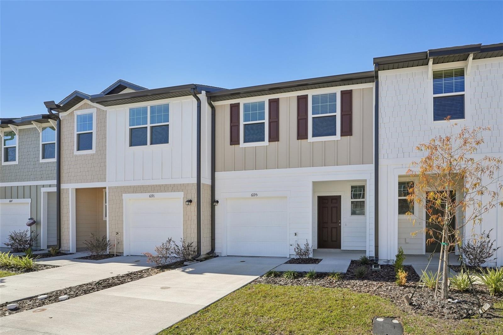 CLINTON TOWNHOMES - Residential
