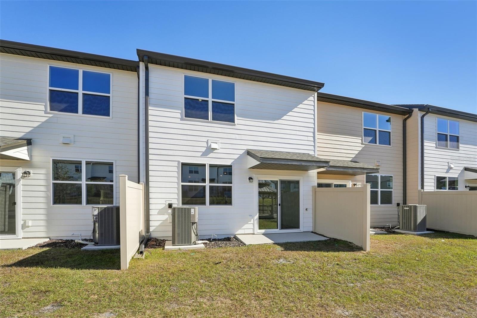 CLINTON TOWNHOMES - Residential
