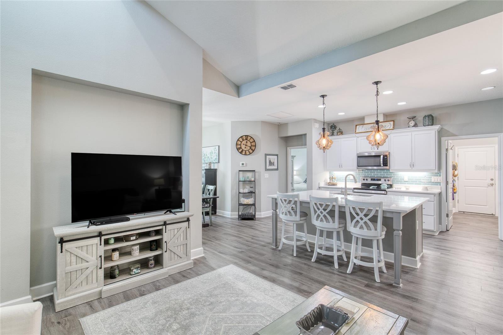 LATITUDE/DAYTONA BEACH PH 4A - Residential