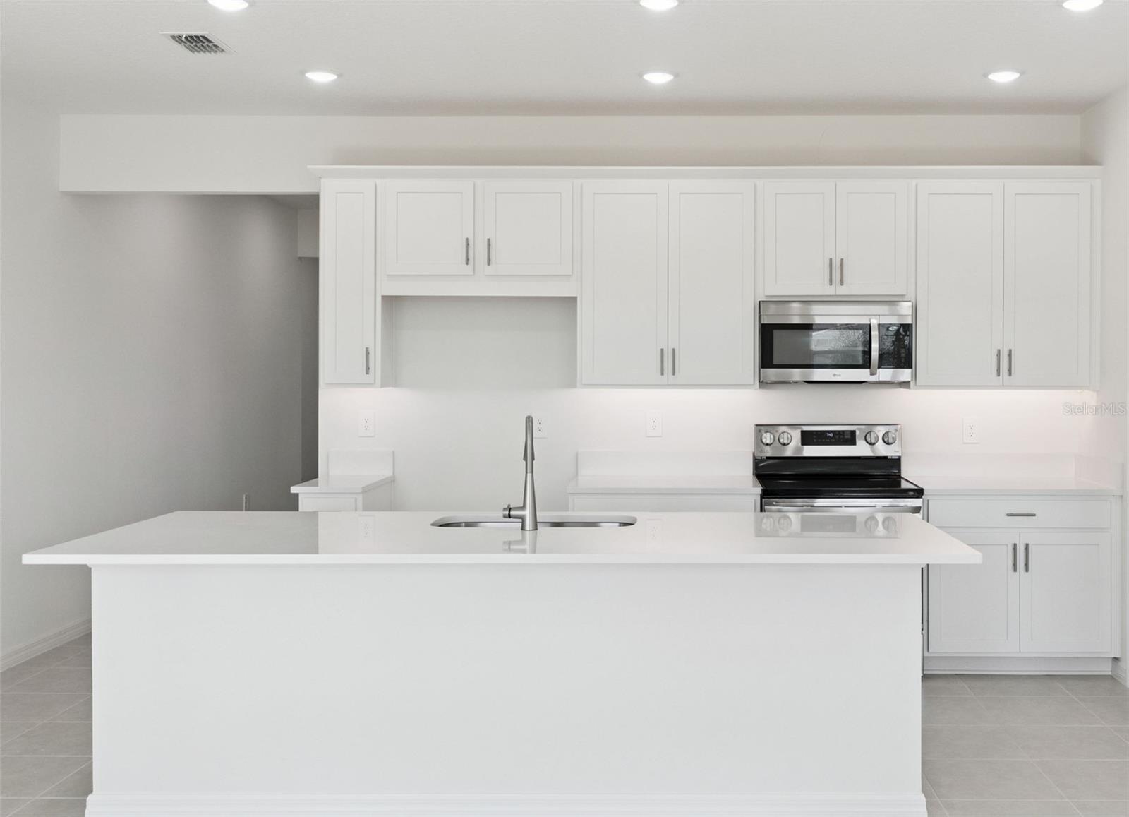 EDEN CREST - Residential