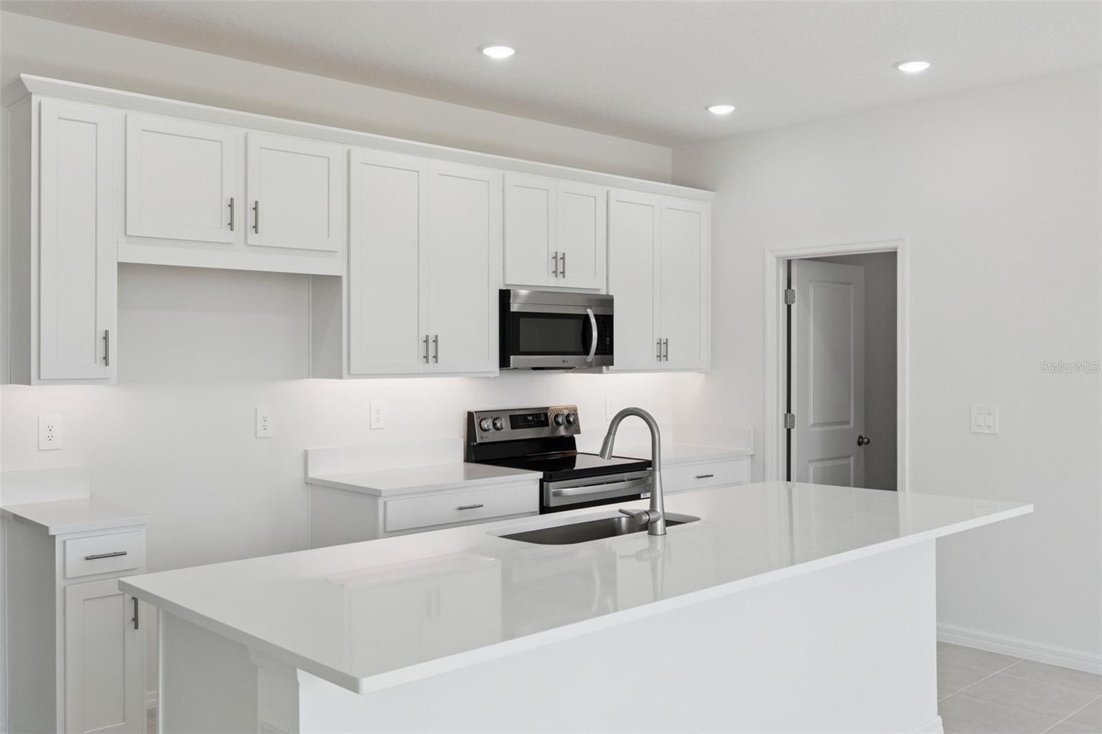 EDEN CREST - Residential