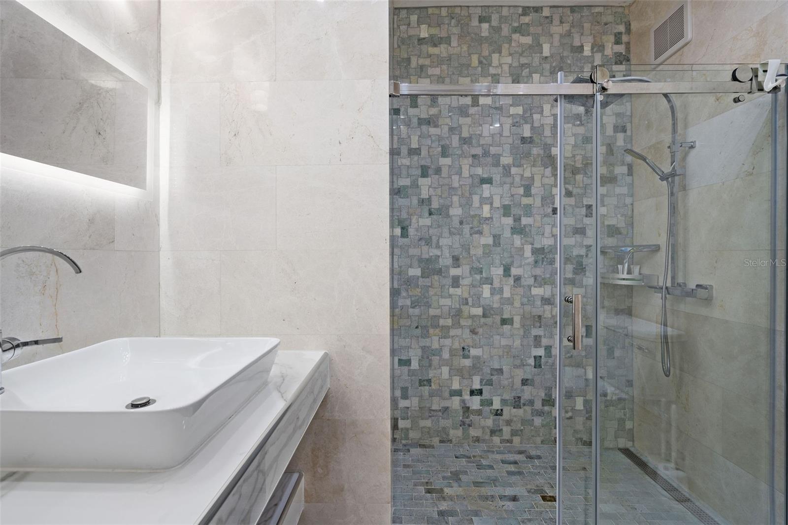 MARALAGO 422 - Residential