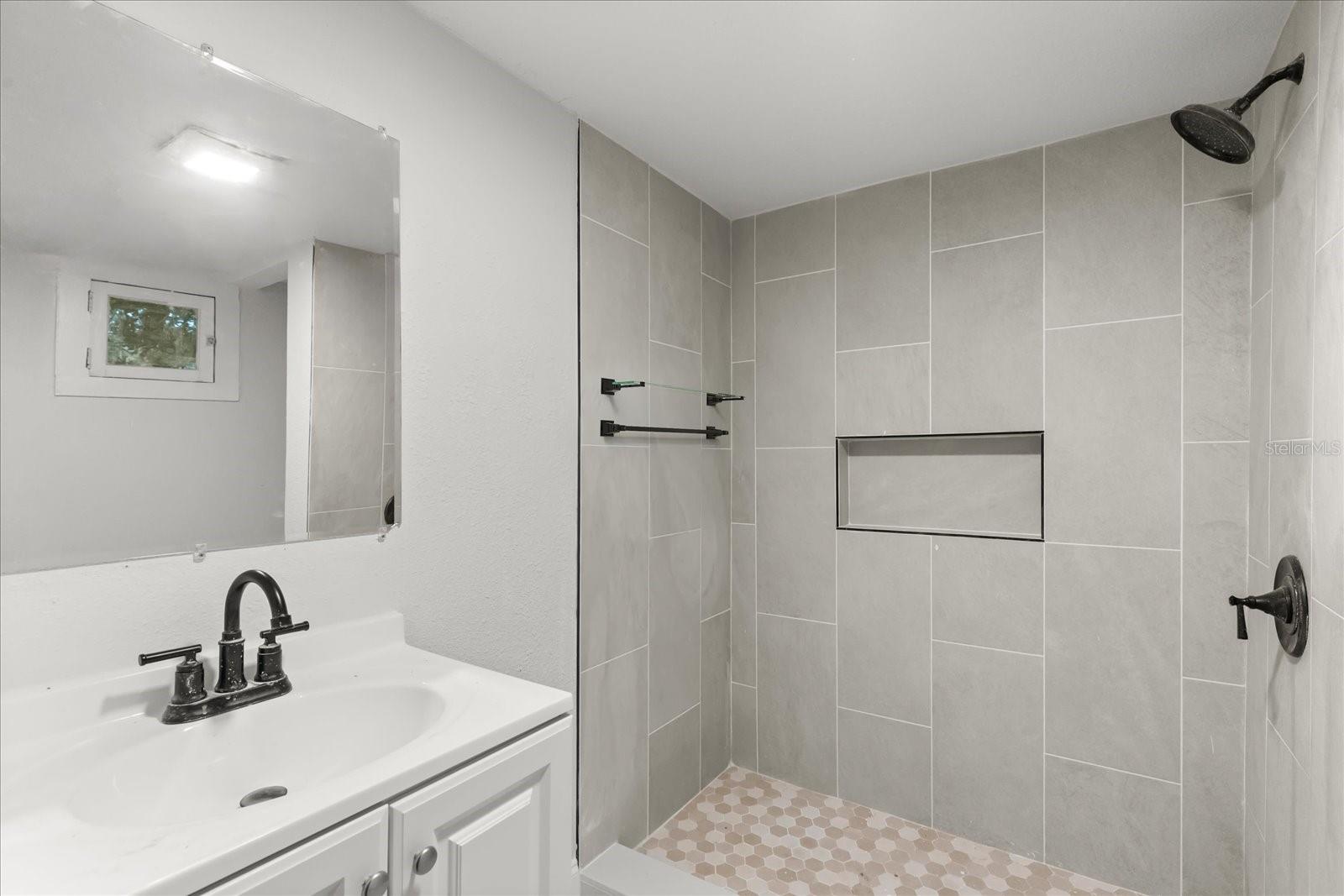 ROBINSONS ADD - Residential