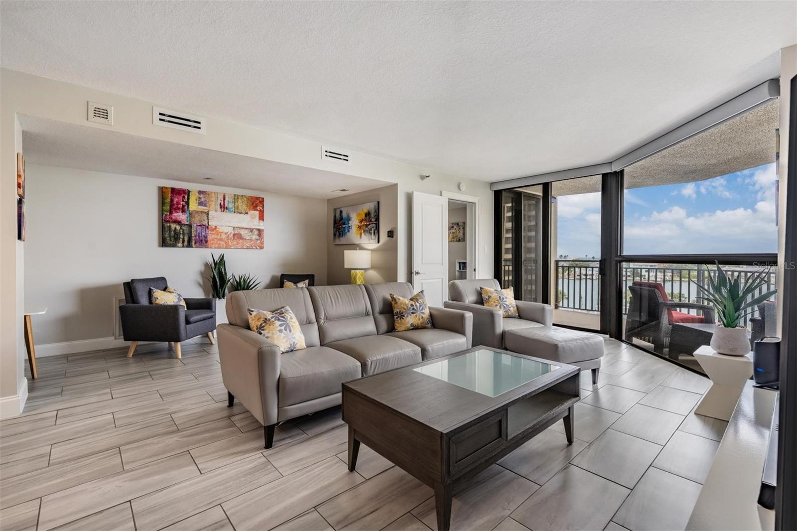 ISLAND WALK CONDO - Residential