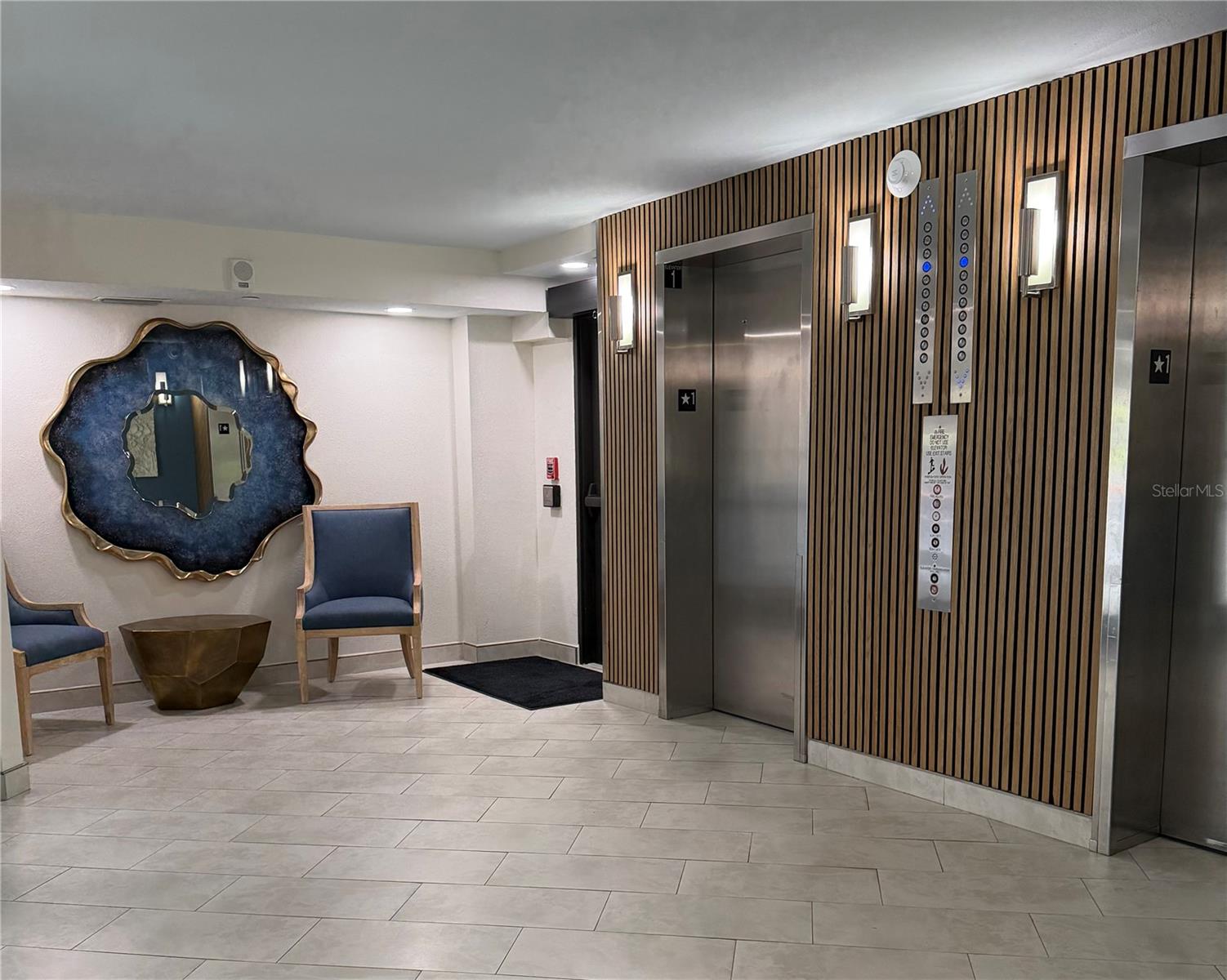 ISLAND WALK CONDO - Residential