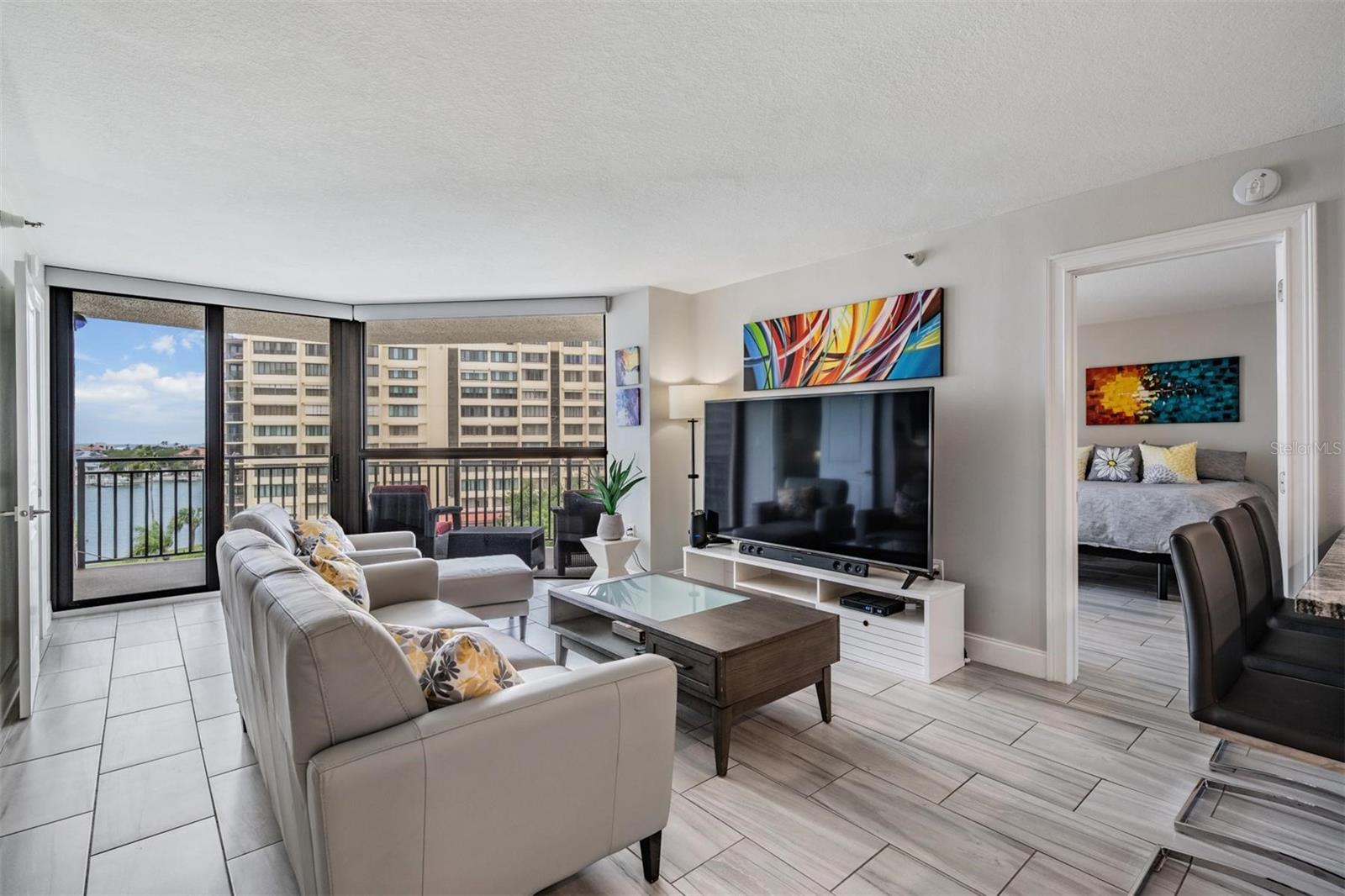 ISLAND WALK CONDO - Residential