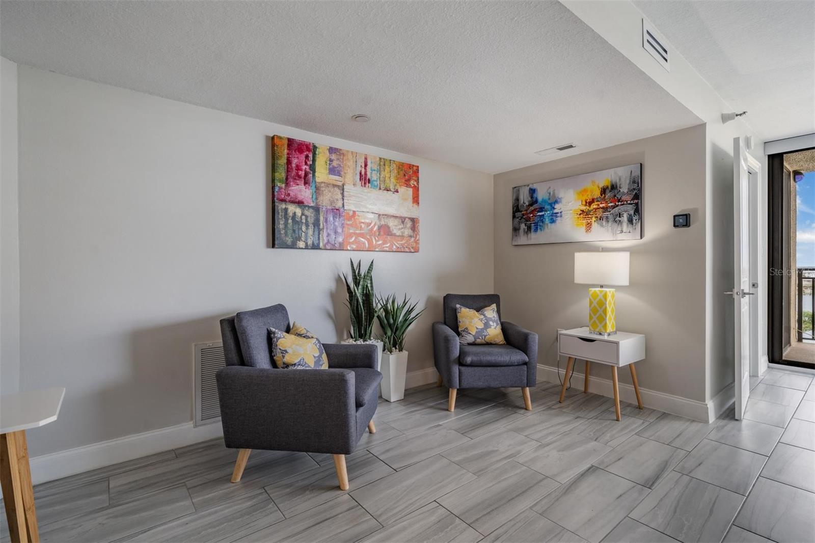 ISLAND WALK CONDO - Residential