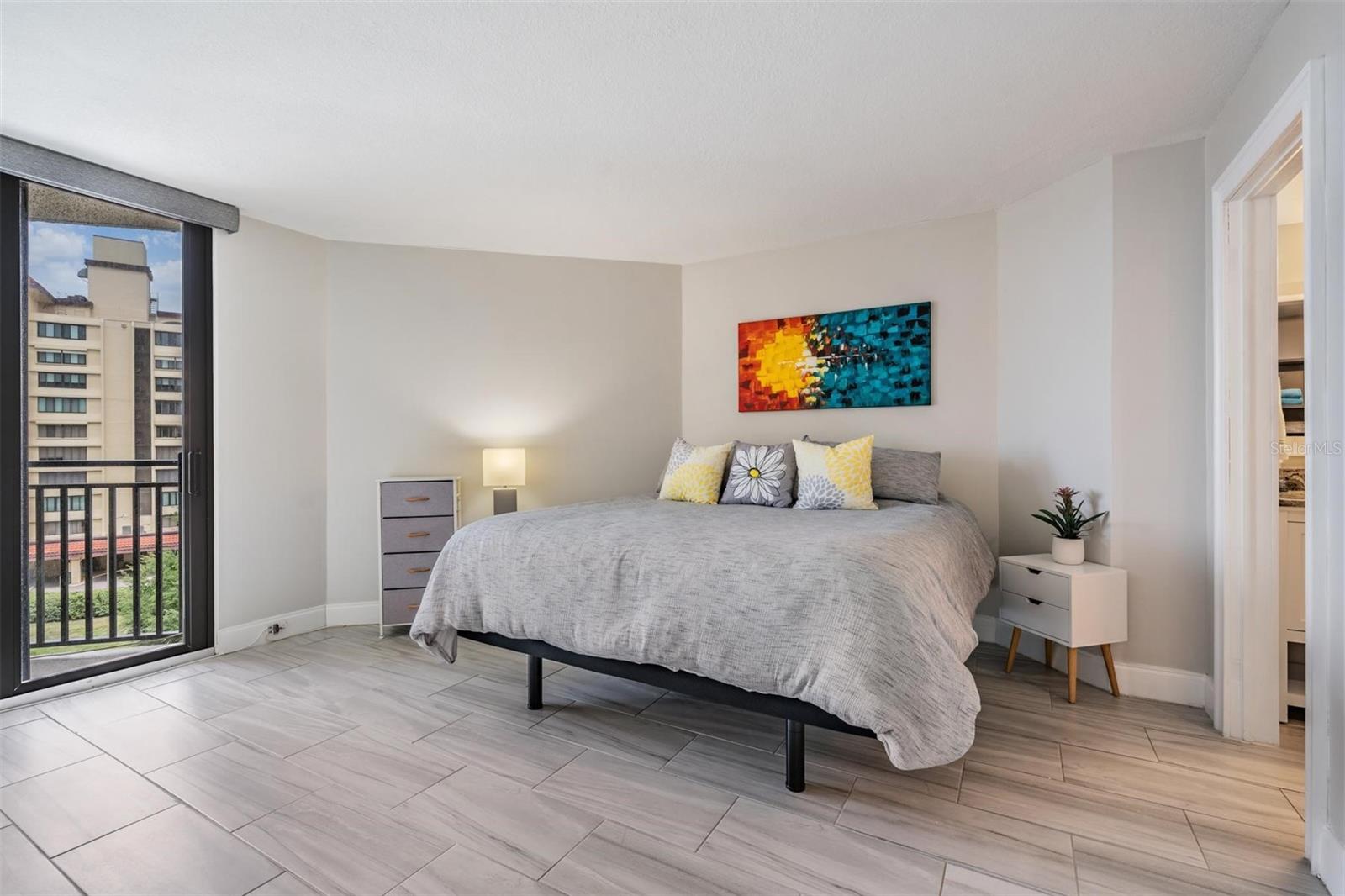 ISLAND WALK CONDO - Residential