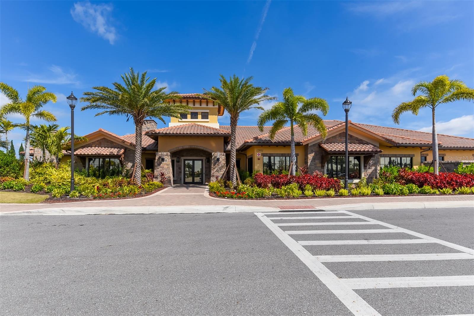 ESPLANADE LAKEWOOD RANCH - Residential Lease