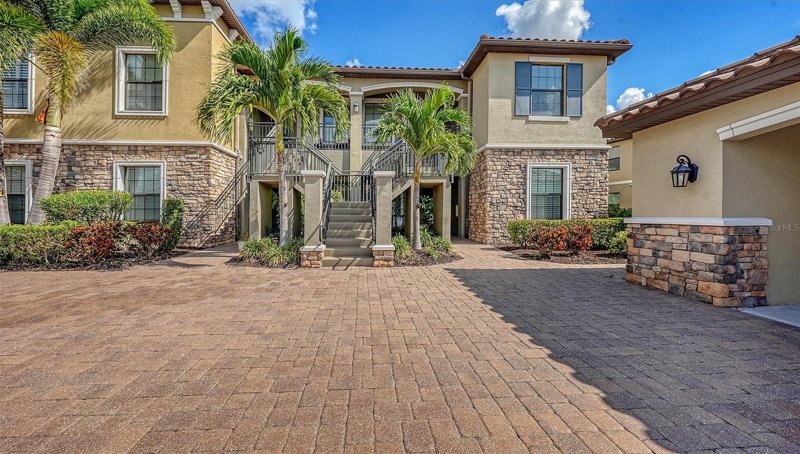 ESPLANADE LAKEWOOD RANCH - Residential Lease