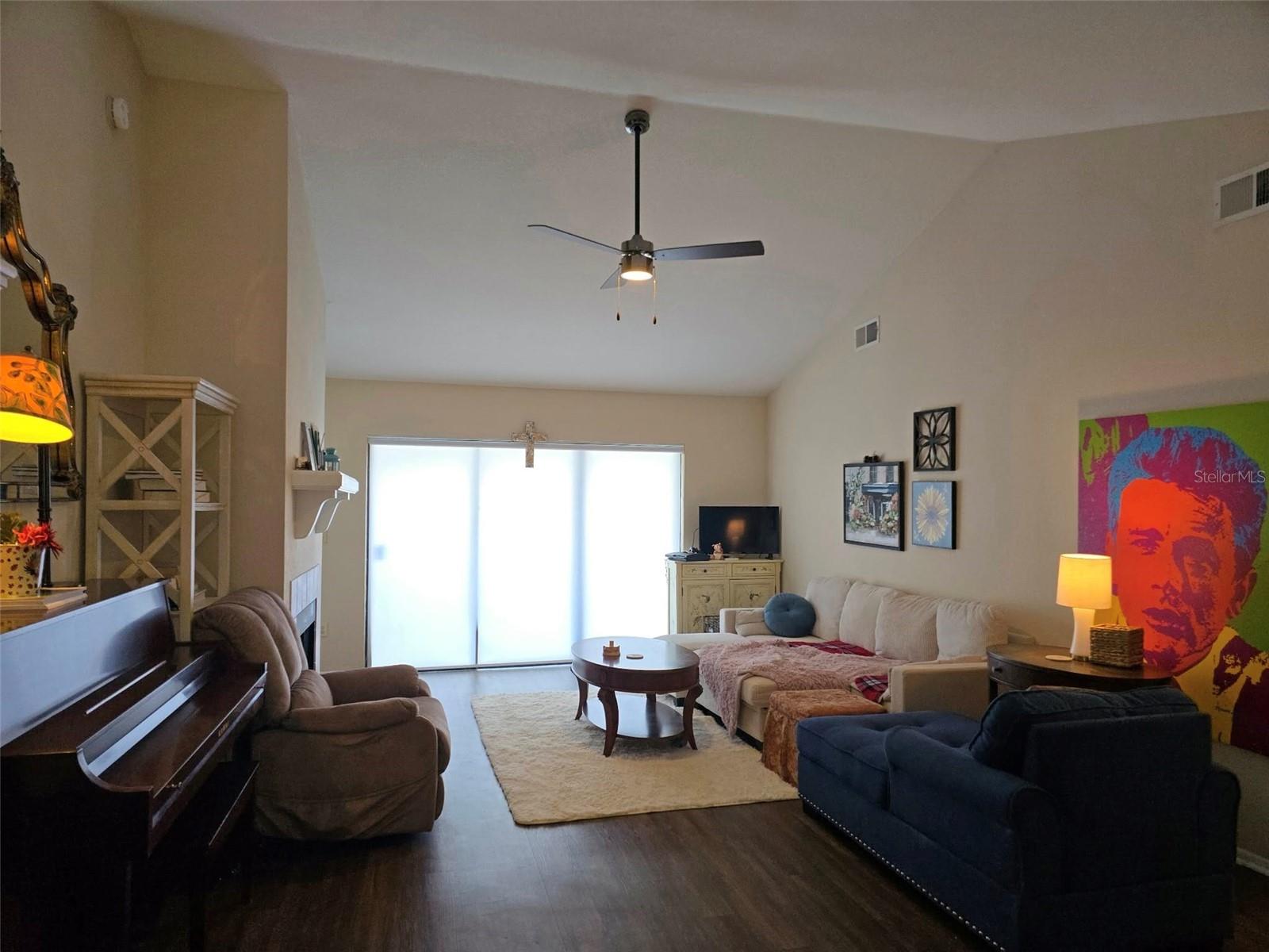 1044 BECKSTROM DRIVE