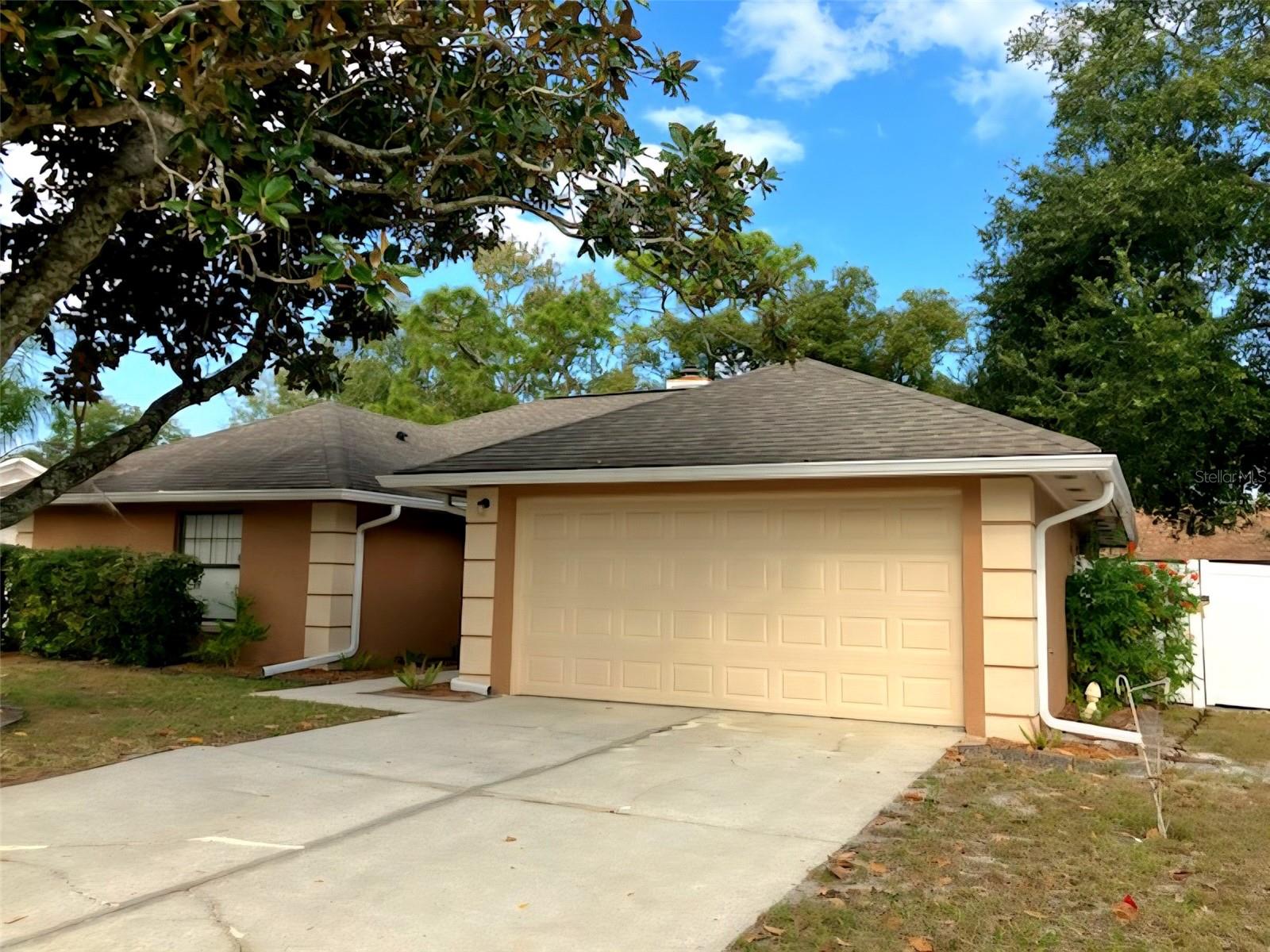 1044 BECKSTROM DRIVE