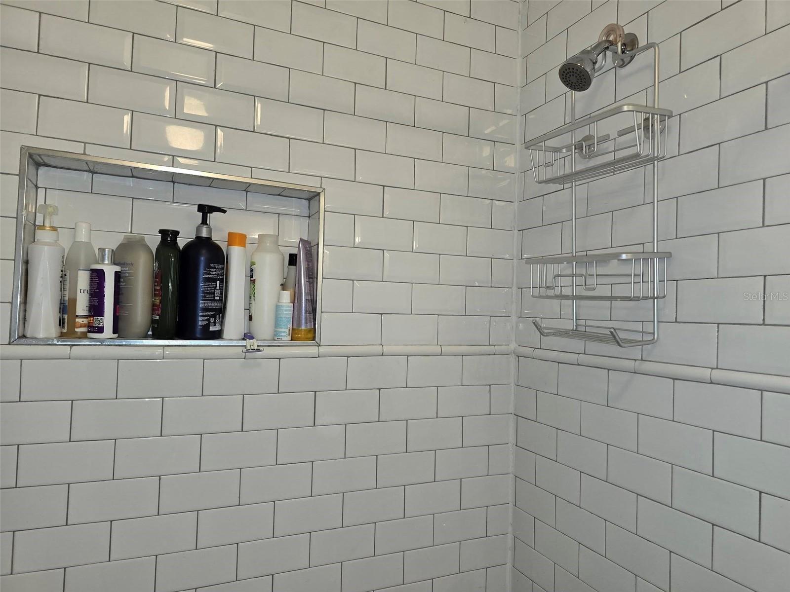 ALAFAYA WOODS PH 10 - Residential