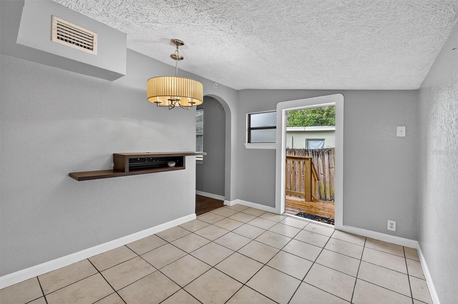 UNPLATTED - Residential