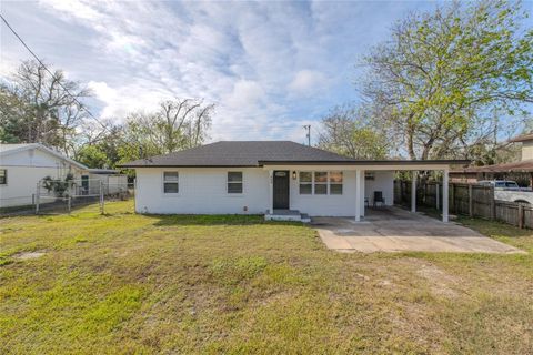 808 CATHERINE AVENUE DAYTONA BEACH FL 32117