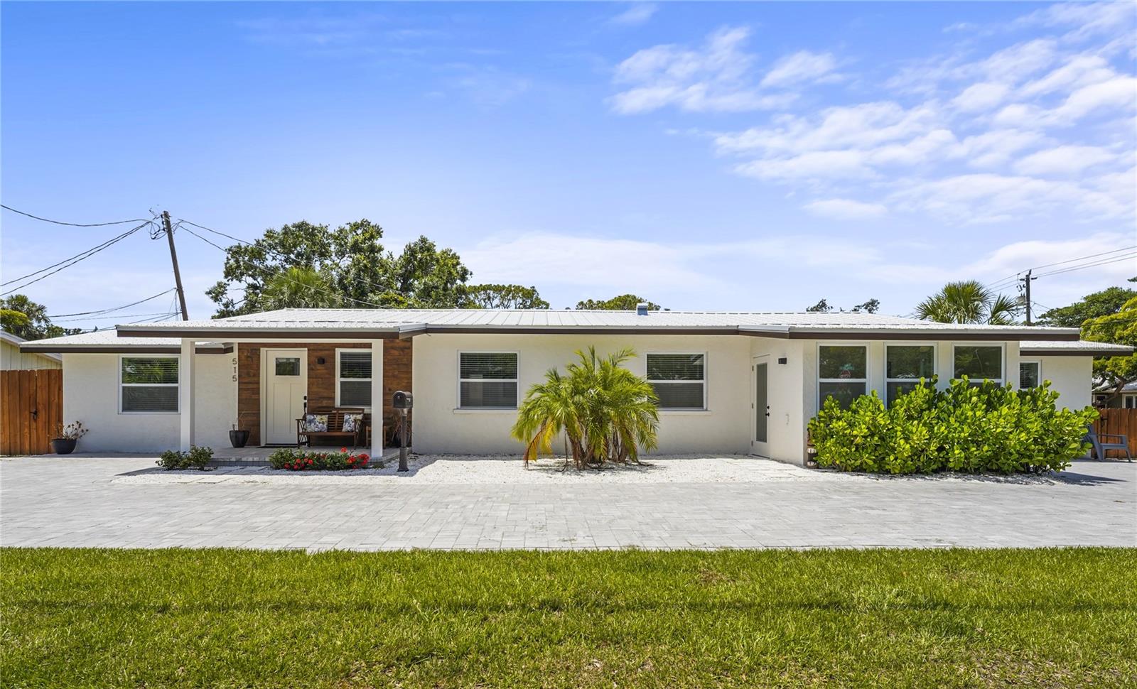 515 N OSPREY AVENUE