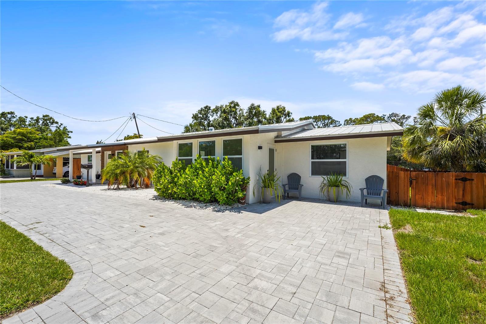 515 N OSPREY AVENUE