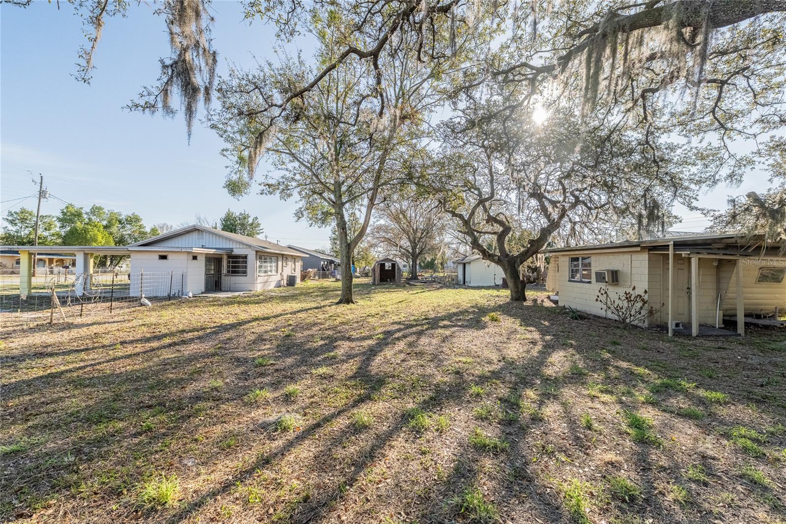 AZALEA PARK - Residential