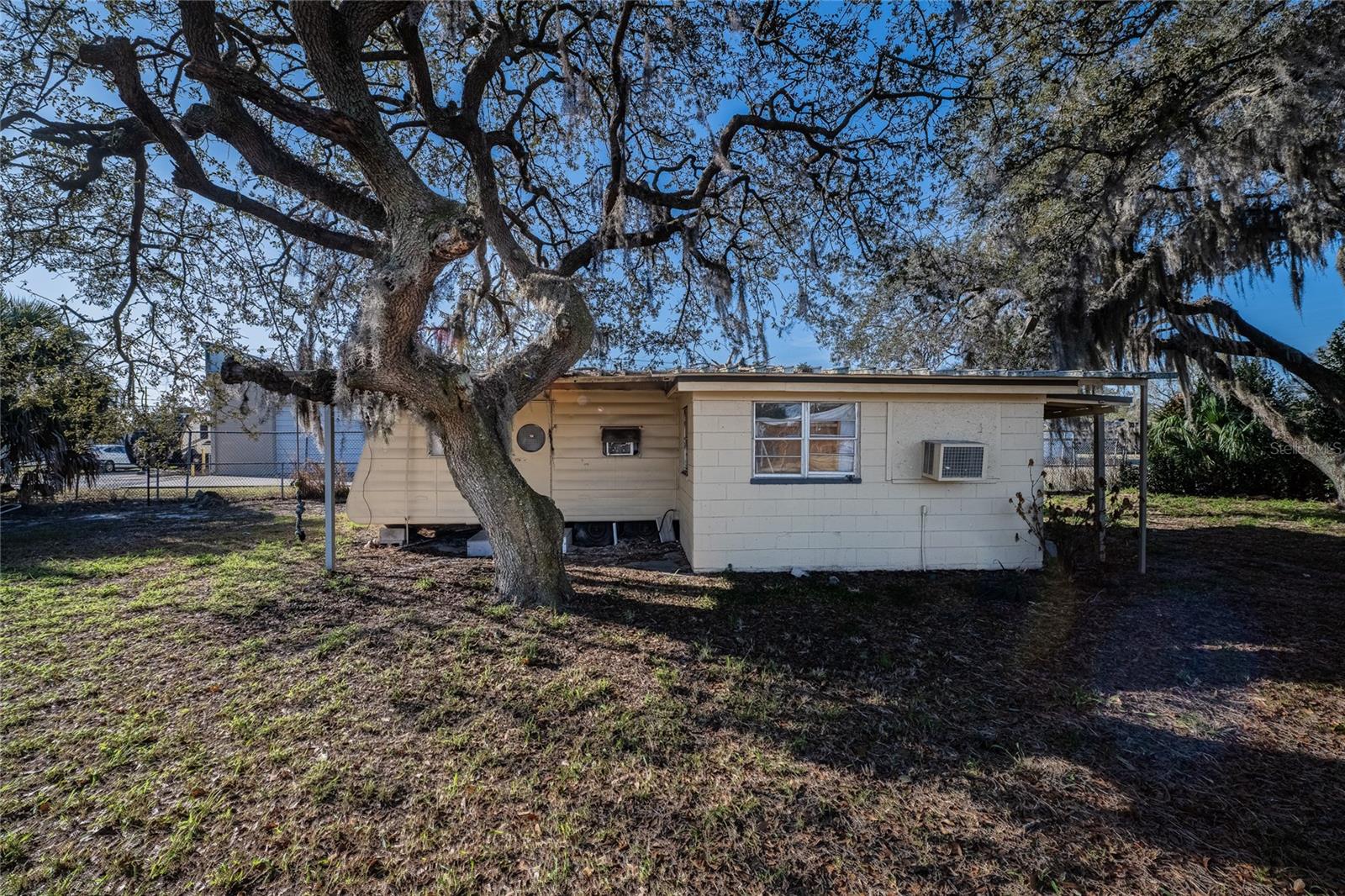 AZALEA PARK - Residential