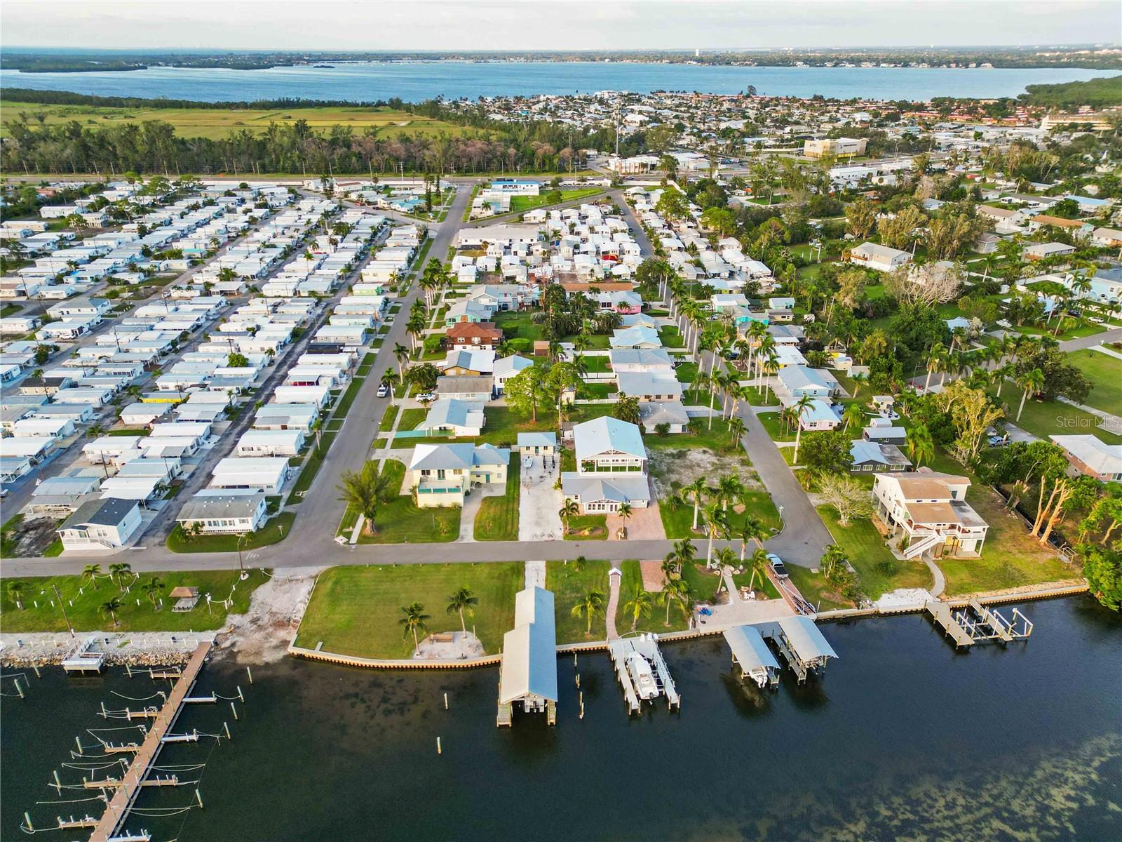 TWIN ISLES ESTATES - Residential