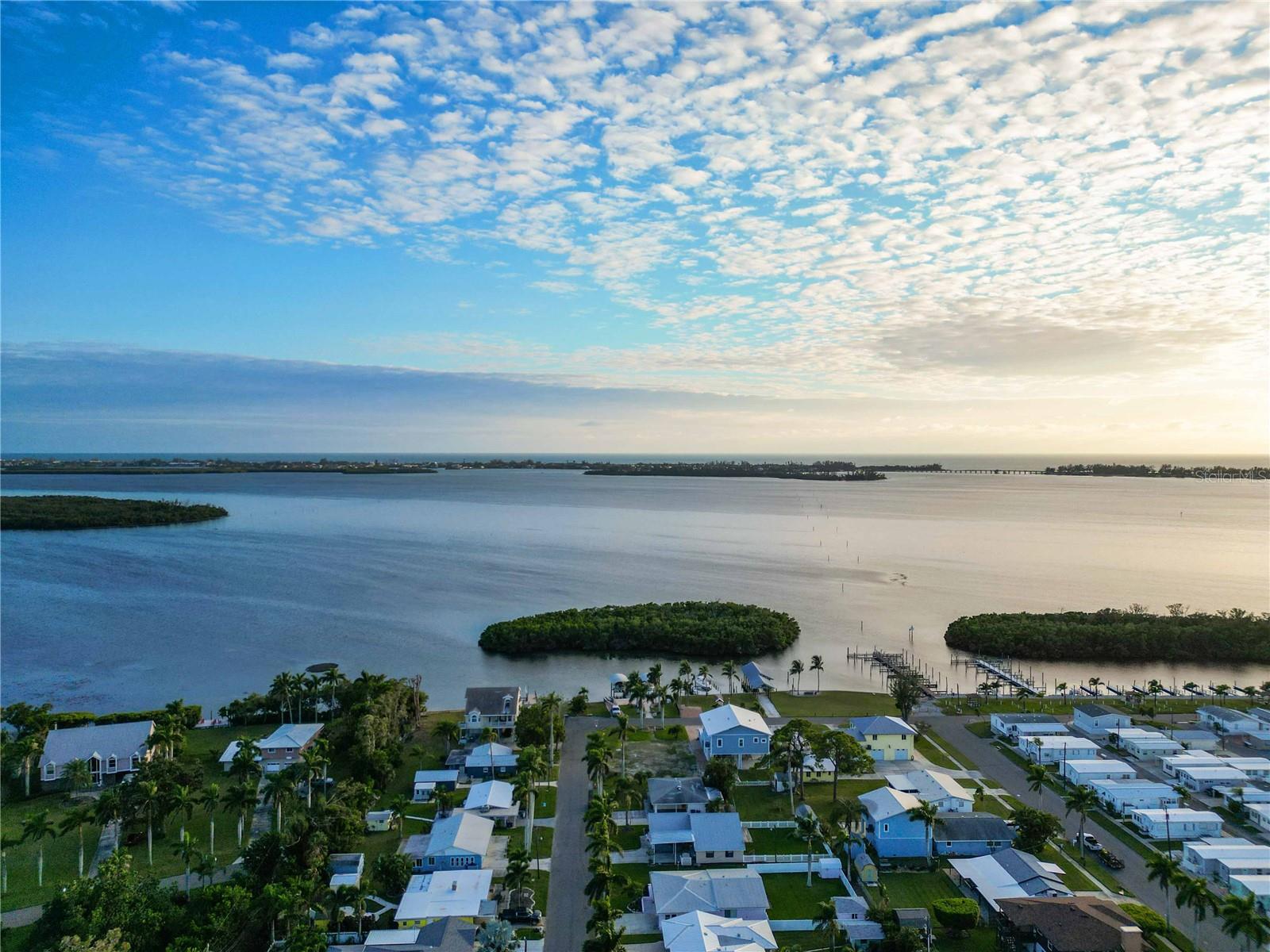 TWIN ISLES ESTATES - Residential