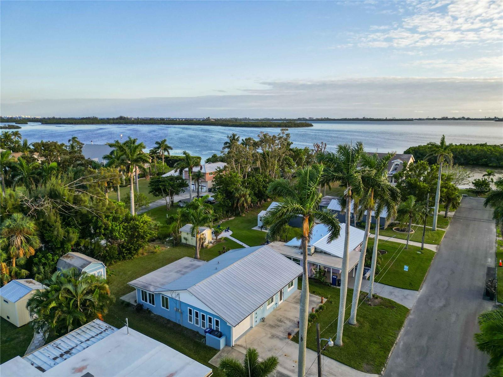 TWIN ISLES ESTATES - Residential