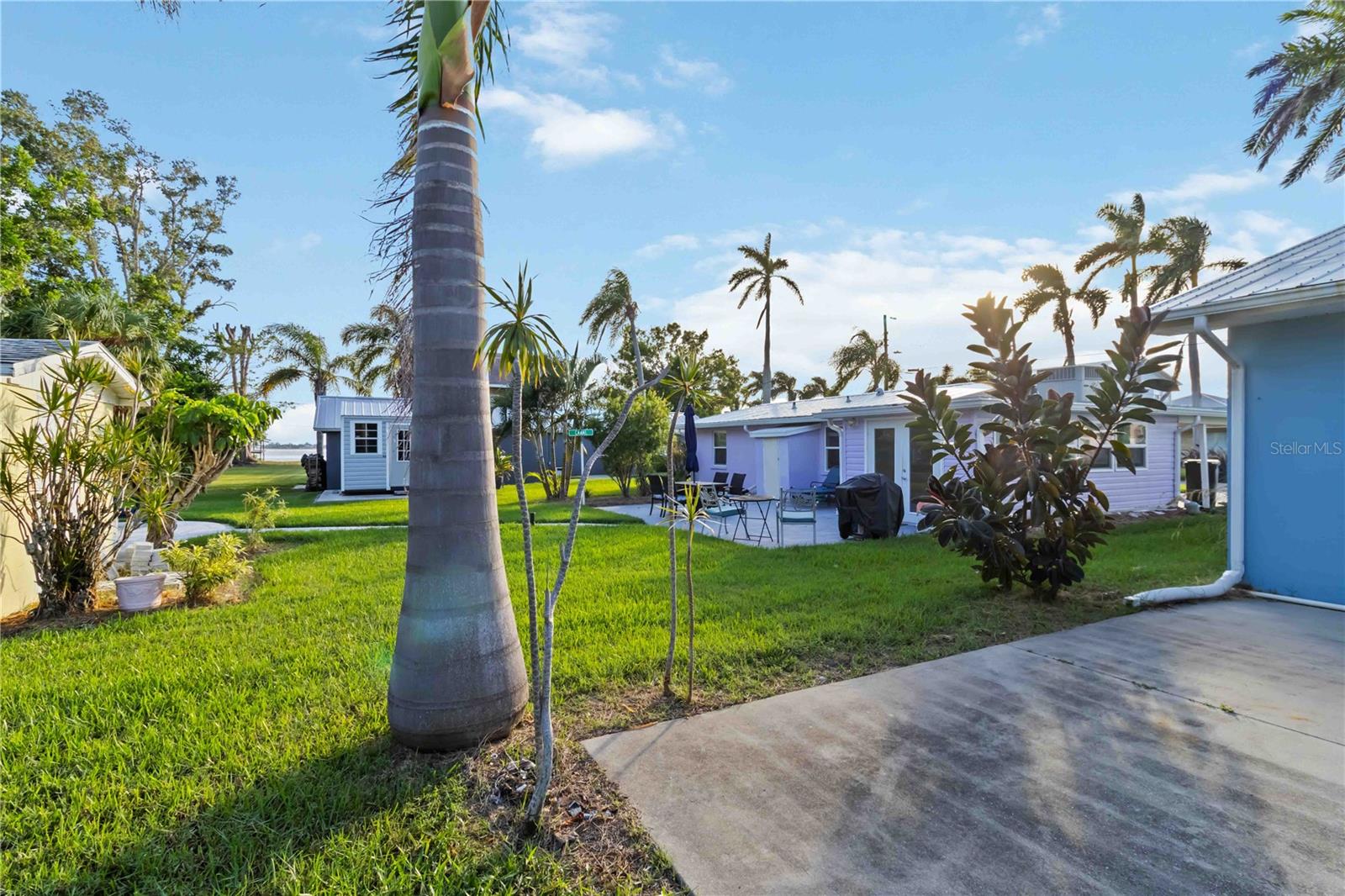 TWIN ISLES ESTATES - Residential