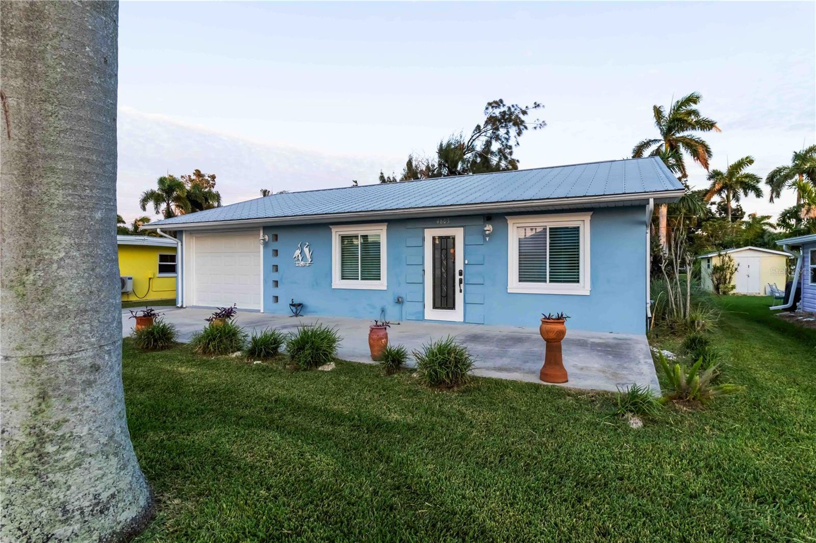 TWIN ISLES ESTATES - Residential