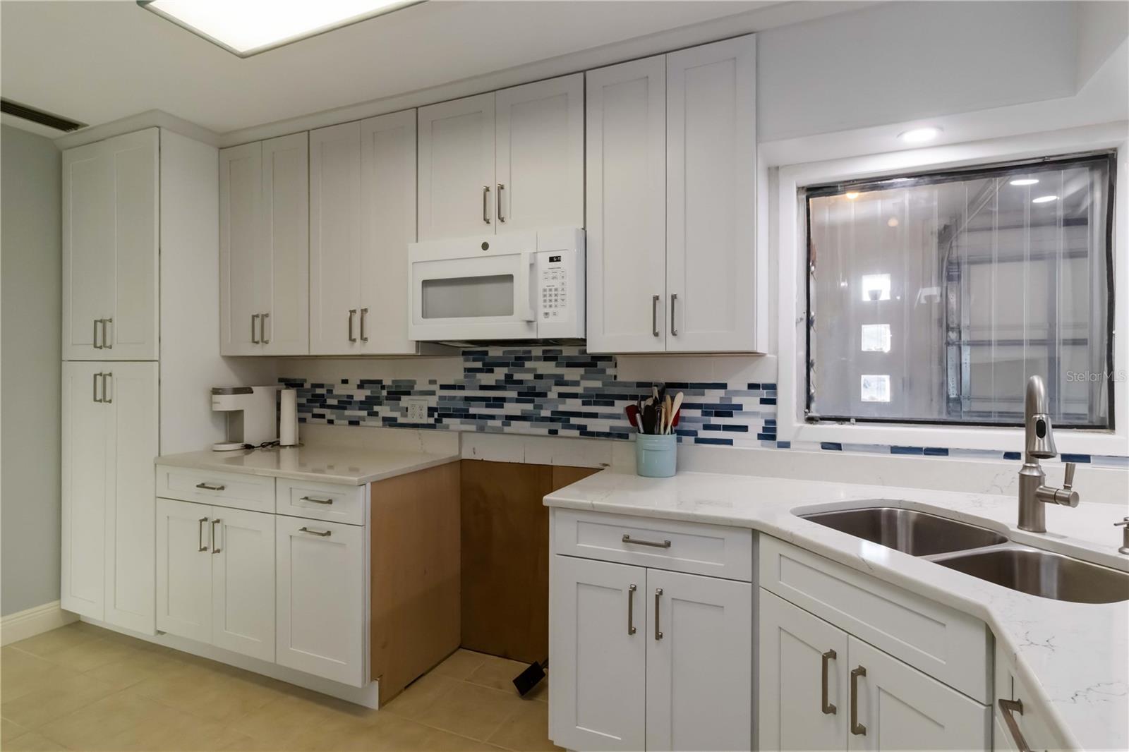 TWIN ISLES ESTATES - Residential