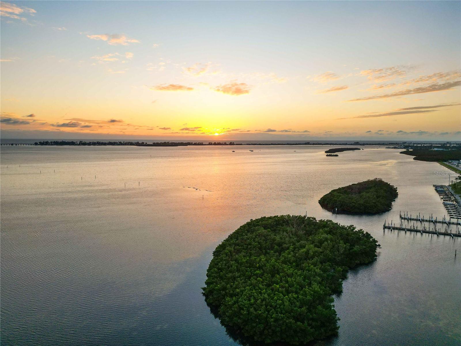 TWIN ISLES ESTATES - Residential