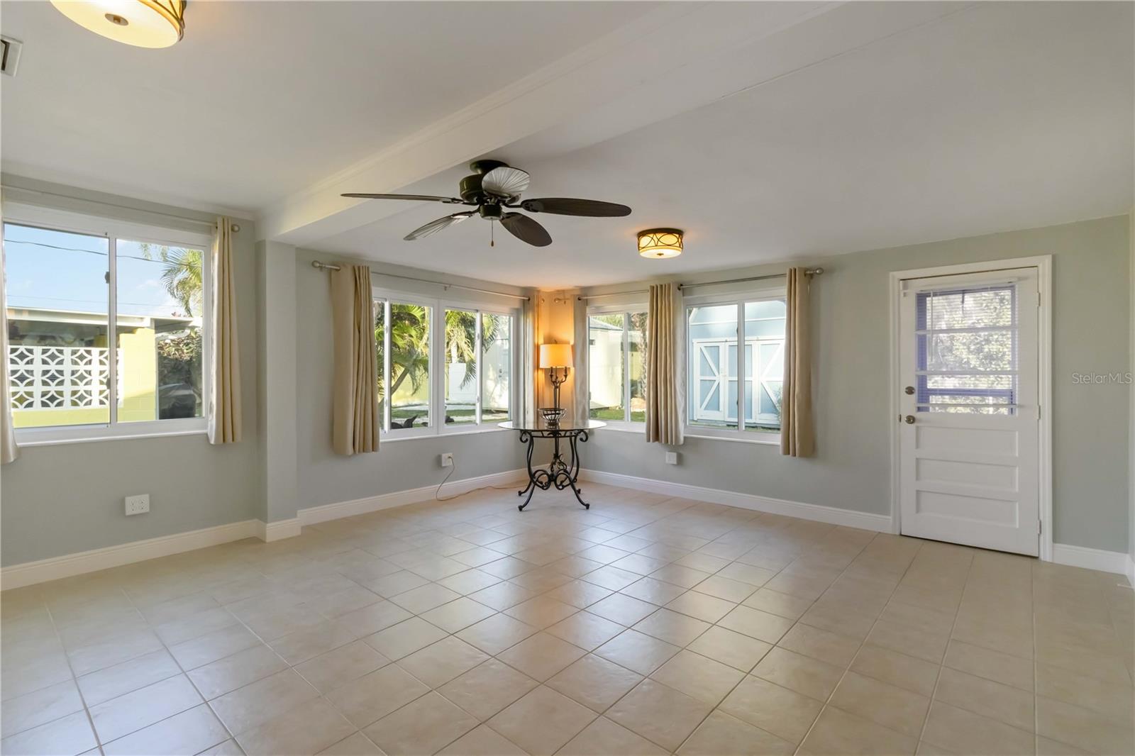 TWIN ISLES ESTATES - Residential