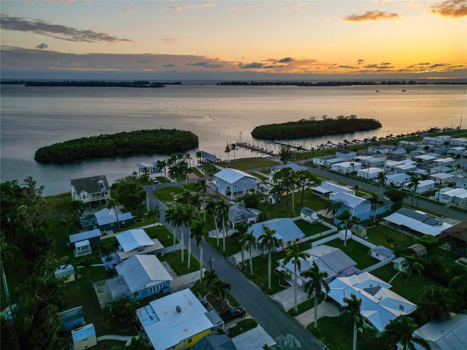 TWIN ISLES ESTATES - Residential