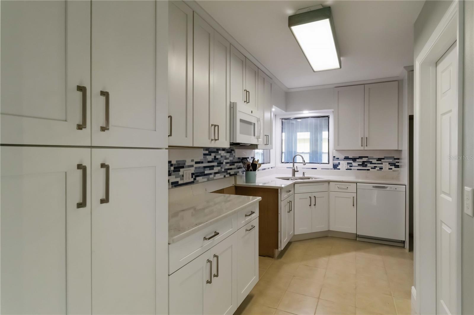 TWIN ISLES ESTATES - Residential